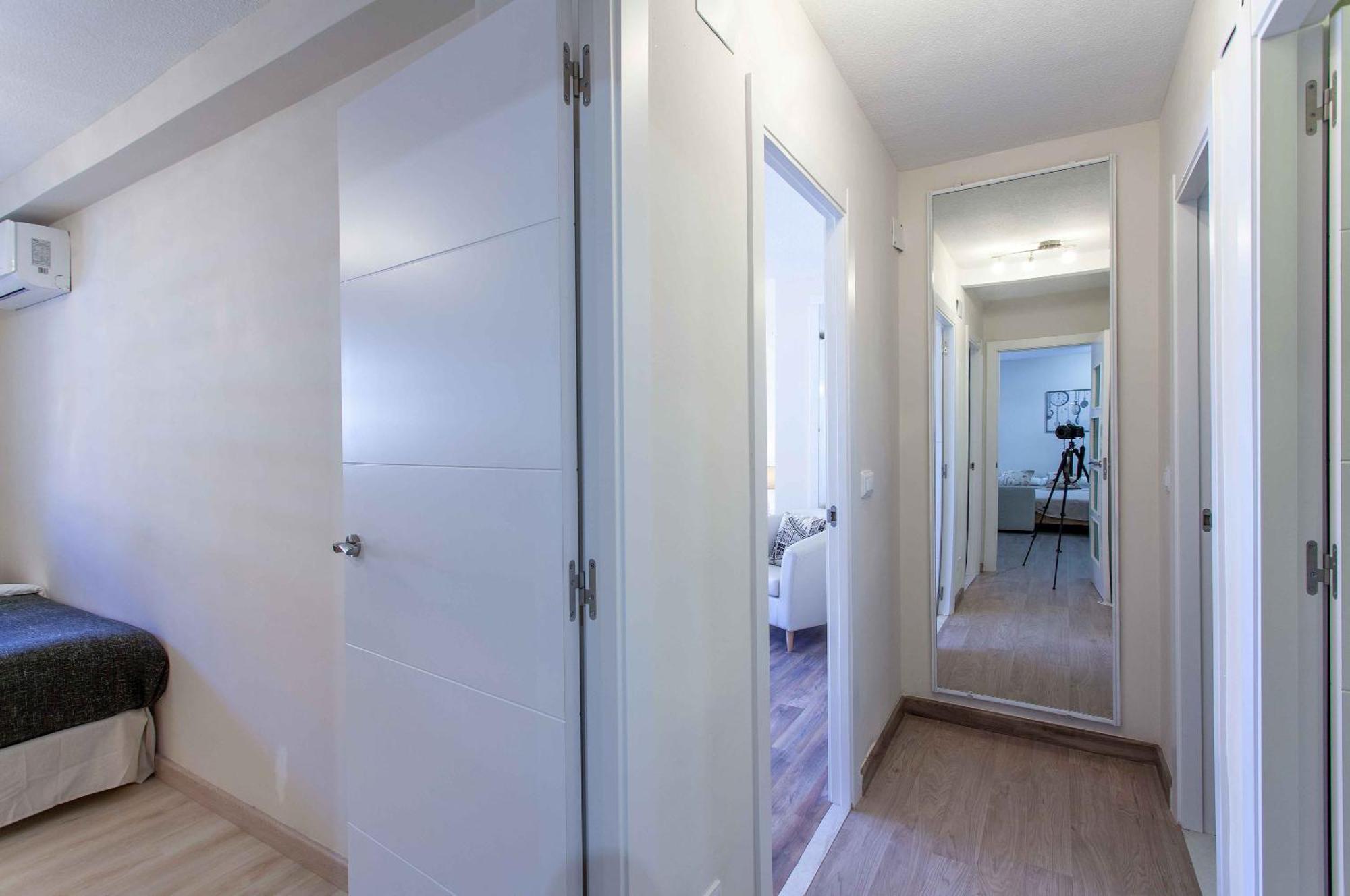 Apartment Malvarrosa Beach Cavite Valencia Bagian luar foto