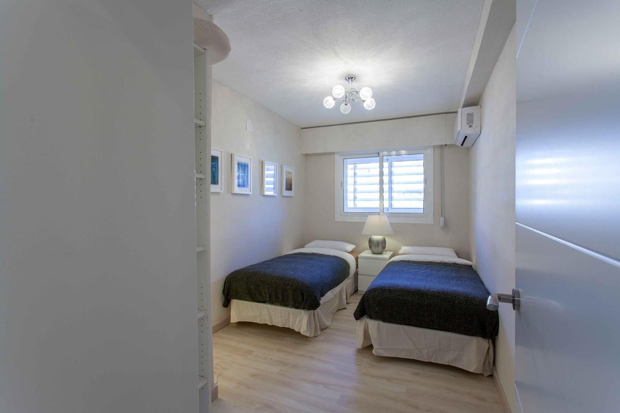Apartment Malvarrosa Beach Cavite Valencia Bagian luar foto
