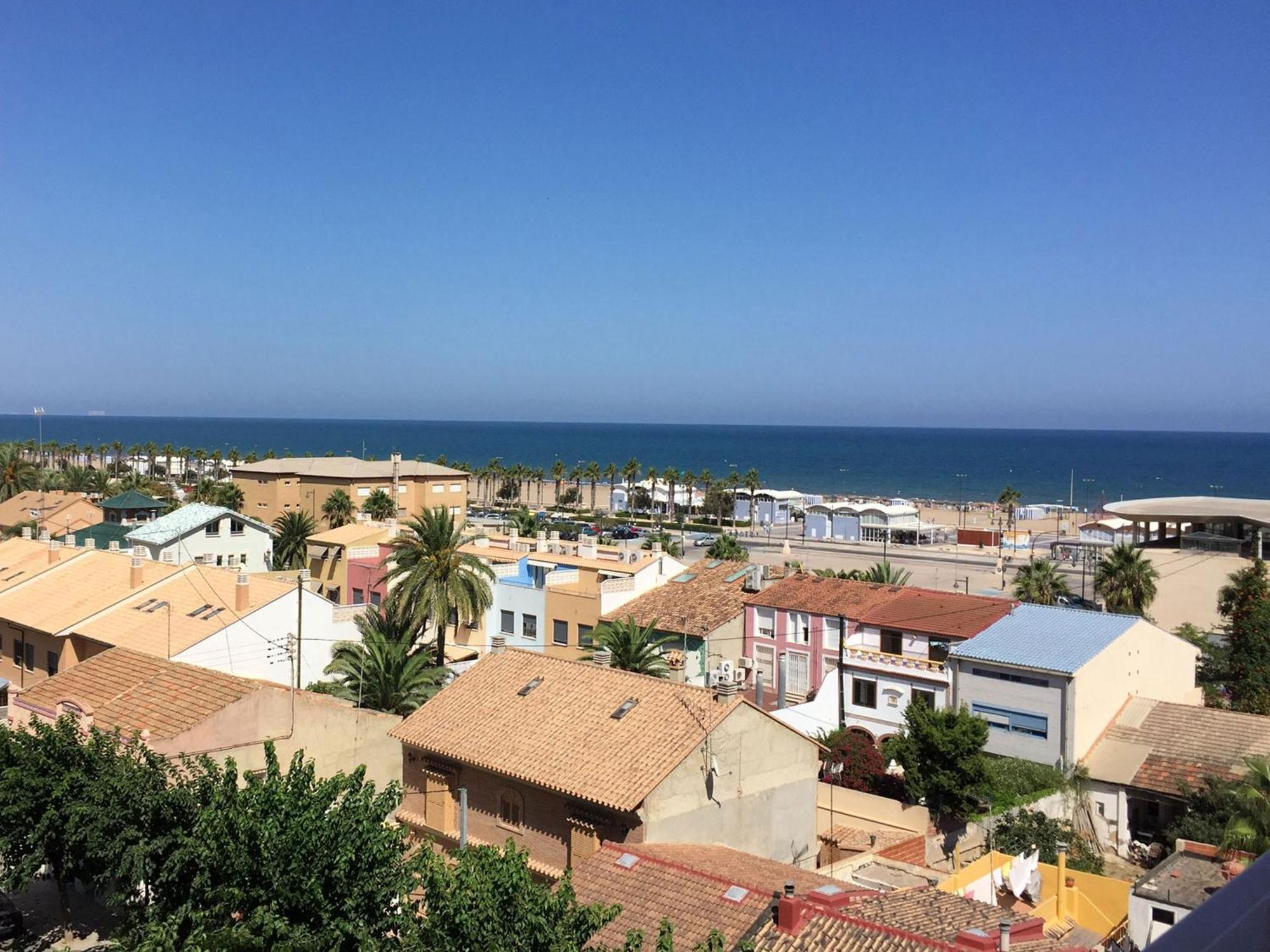 Apartment Malvarrosa Beach Cavite Valencia Bagian luar foto