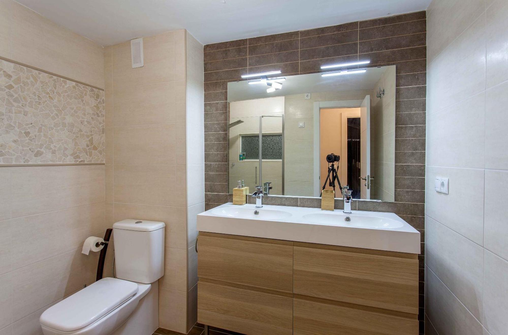 Apartment Malvarrosa Beach Cavite Valencia Bagian luar foto
